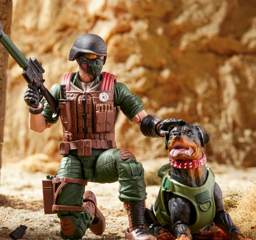 Hasbro-figuras de acción de las fuerzas especiales, modelo de juguete de perro mate y militar, en Stock, 1/12