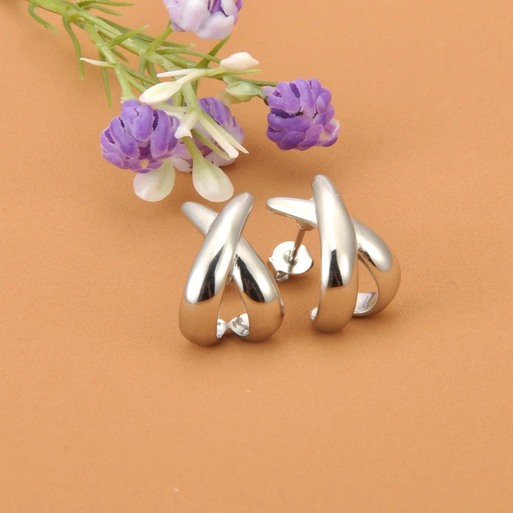 JeeMango Exquisite Ohrstecker mit Mikropavé-Zirkon-Knoten-Design, antiallergischer Edelstahl-Ohrschmuck für Damen E26118 – Detail 13
