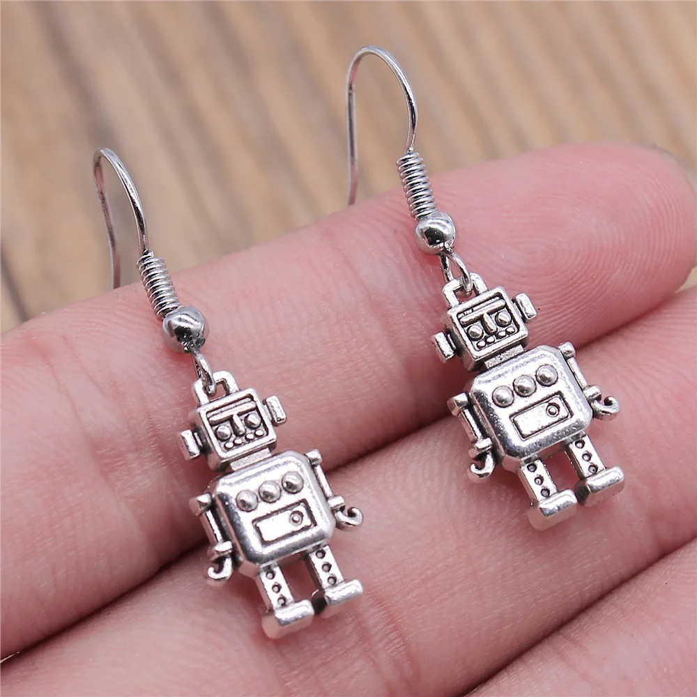 Fashion Handmade Simple Design Antique Silver Color Robot Pendant Earrings Dropshipping Drop Earrings