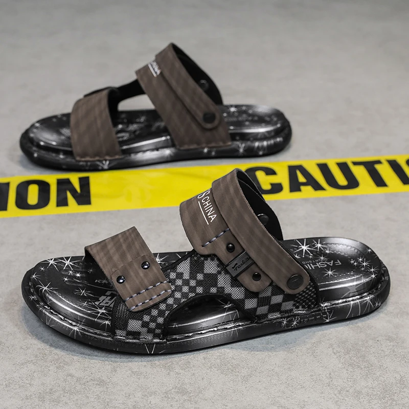 

Summer New Round Head Retro Style Solid Color Checkered Fashionable and Versatile High-quality Soft-soled Casual Sandals