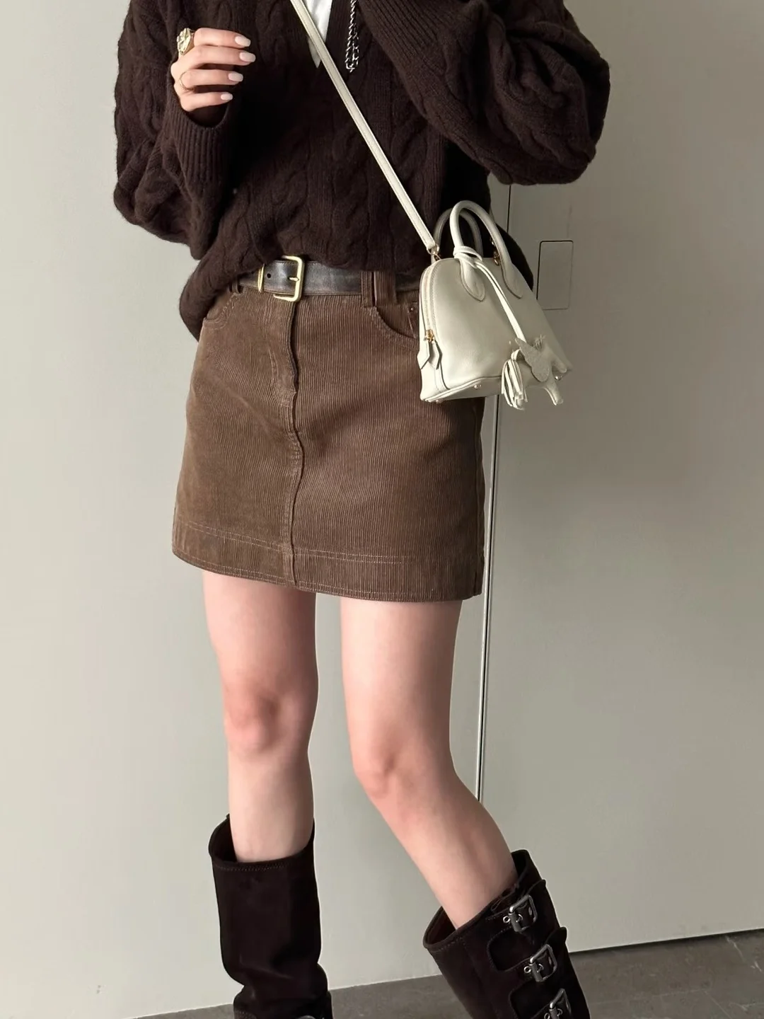 

Corduroy Skirt Women's High Waist Slimming Commute Versatile Half-length Skirt Spring New Style Coffee Color Zipper Style
