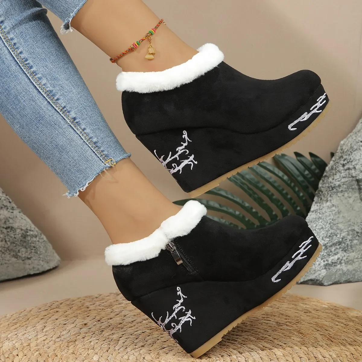 Women Wedges Shoes2024 New Thick Plush Embroidery Retro High Heel Shoes Women Round Toe Keep Warm Side Zip Wedges Platform Shoes