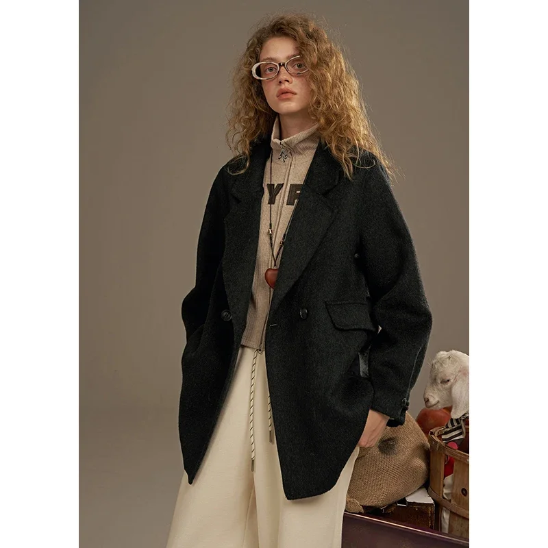 ELFSACK Women's Vintage Short Woolen Coat with Double‑Breasted Buttons, Loose Oversized Outerwear for Winter Daily Wear