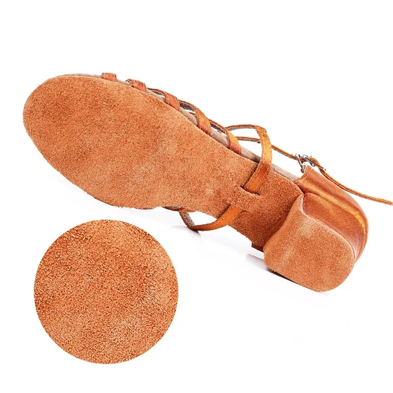 XIHAHA Zachte zolen Meisje Dansschoenen Kind Ren Lage Hak Dames Vrouwen Latin Ballet Schoenen Professionele Vrouw Dansschoenen Sandalen