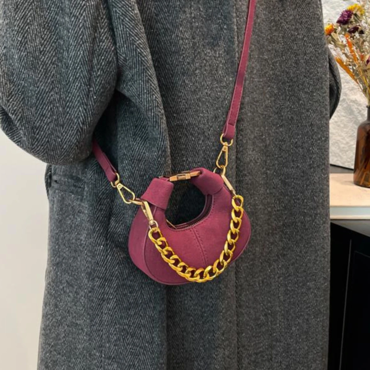 

Retro Women Suede Mini Handbag Solid Color Soft Frosted Pu Half Moon Chain Shoulder Bags Versatile Female Crossbody Packs