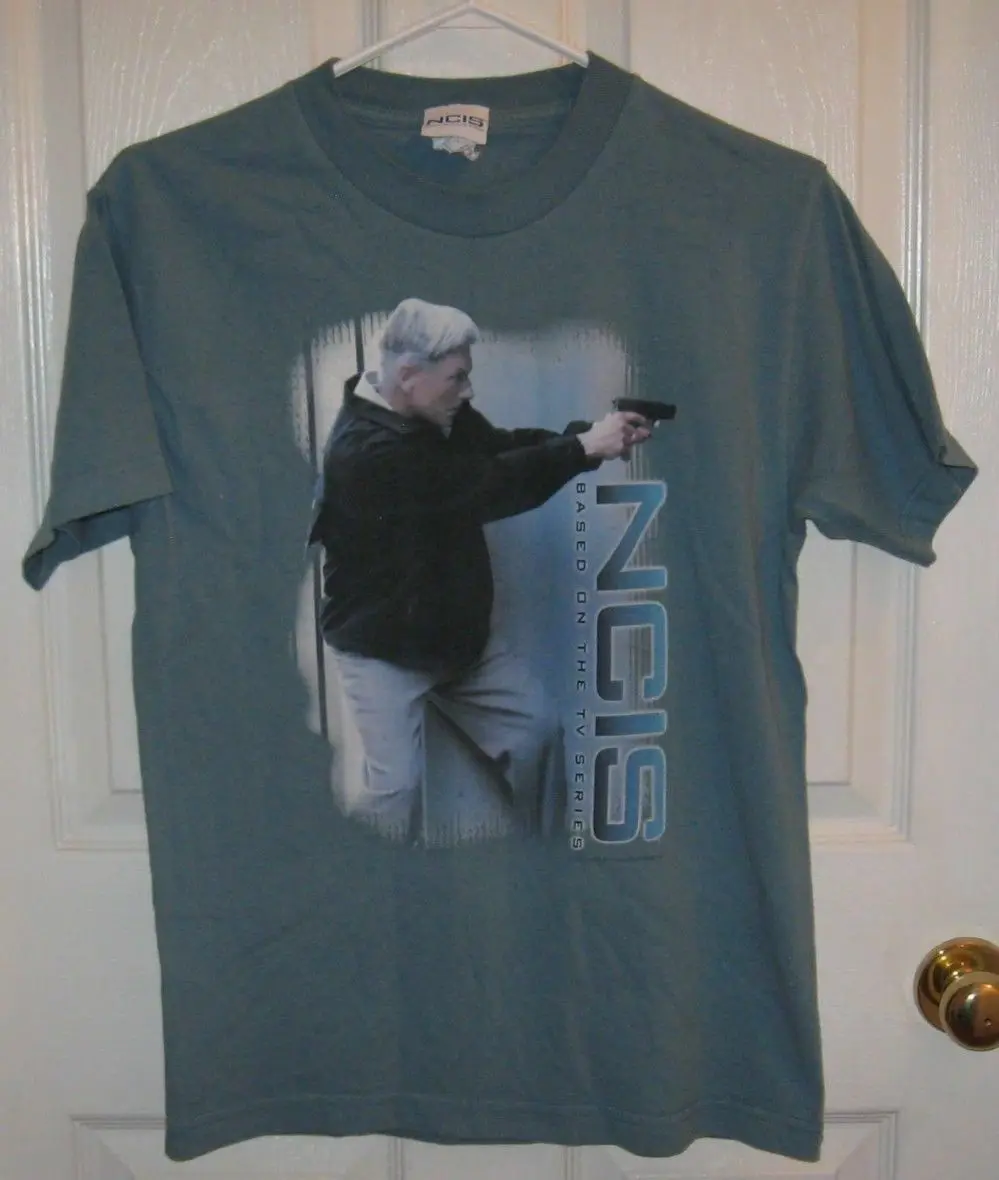 2011 NCIS blue T Shirt preowned Size SMALL Mark Harmon OFFICIAL TAG 100% cotton
