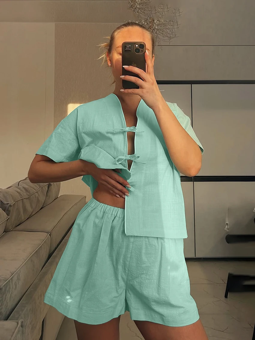 

Marthaqiqi Cotton Ladies Nightwear Set V-Neck Pajamas Short Sleeve Sleepwear Lace Up Nightgown Shorts Home Clothes Female Winter