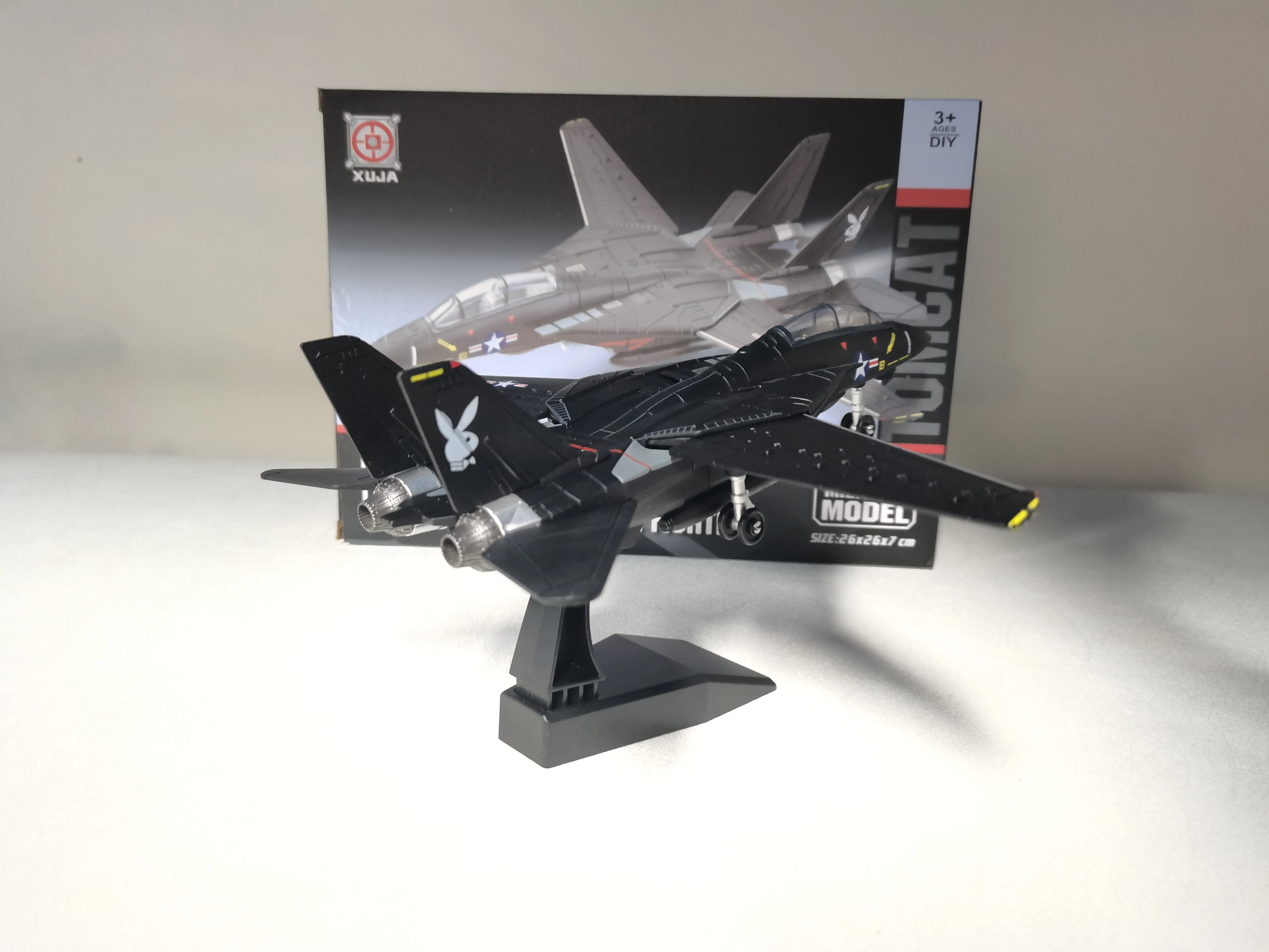 NUOTIE F-14 Tomcat Fighter Jet Quick Build Model Kit 1/72 (Noir) | Kit d' avions militaires F14 en plastique avec support cadeau (36 pièces