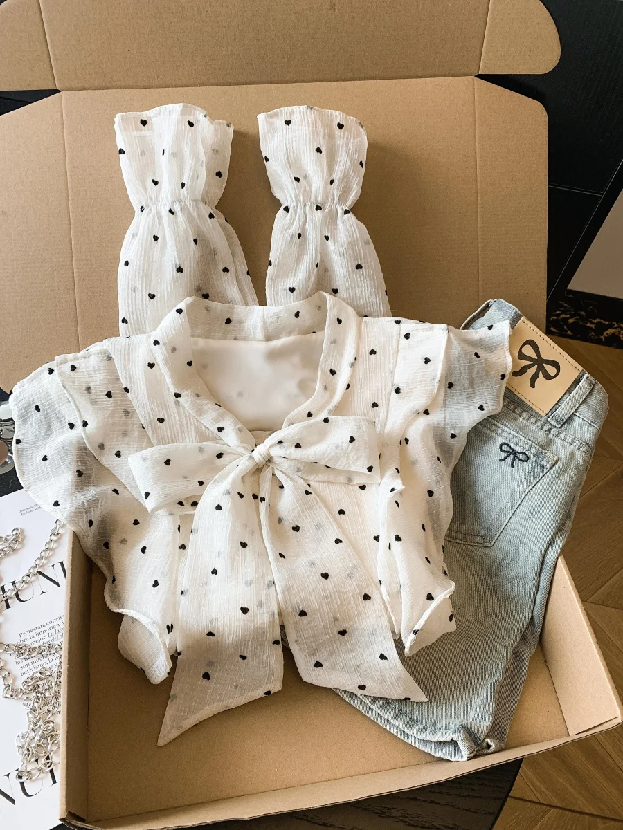 

Нежная женская шифоновая блузка с длинным рукавом и принтом в виде сердечек, прямого кроя, весенняя мода, в стиле «Нежный ветер» для элегантных дам.