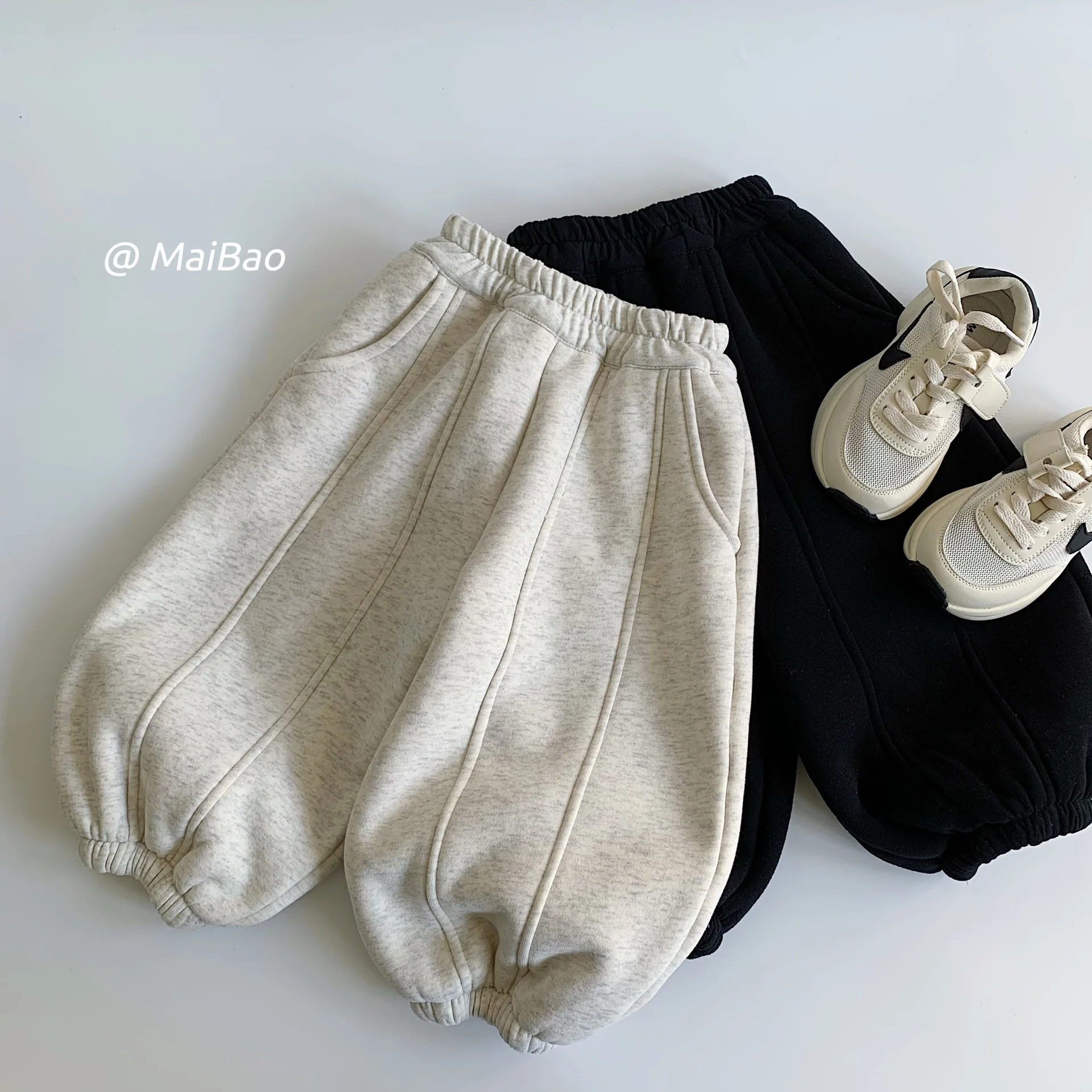 

Children's Sweatpants 2025 Winter Boys Solid Color Splicing Thickened Casual Pants New Children's Trousers