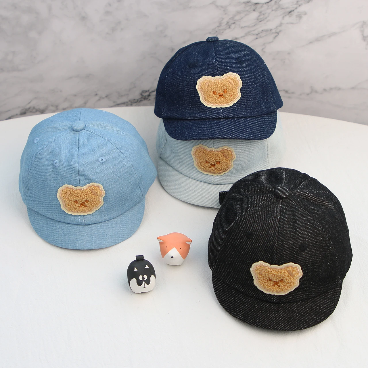 

Голубая джинсовая фуражка с милым медведем, детская кепка с утиным языком, бейсболка с короткими полями для мальчиков и девочек 1–3 лет, солнцезащитные козырьки с героями мультфильмов