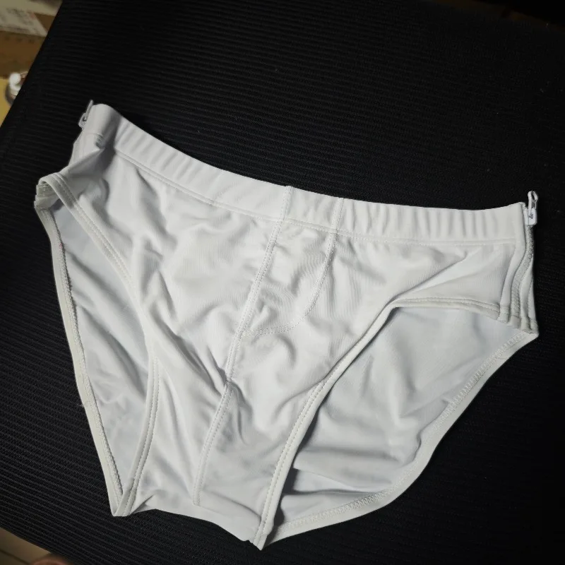 

2206 Original Fashion 2026 Zipper Men's Cup Triangle Bilateral Zipper Swimsuit Solid Color Low Waist Side Open Swimsuit 10128zb