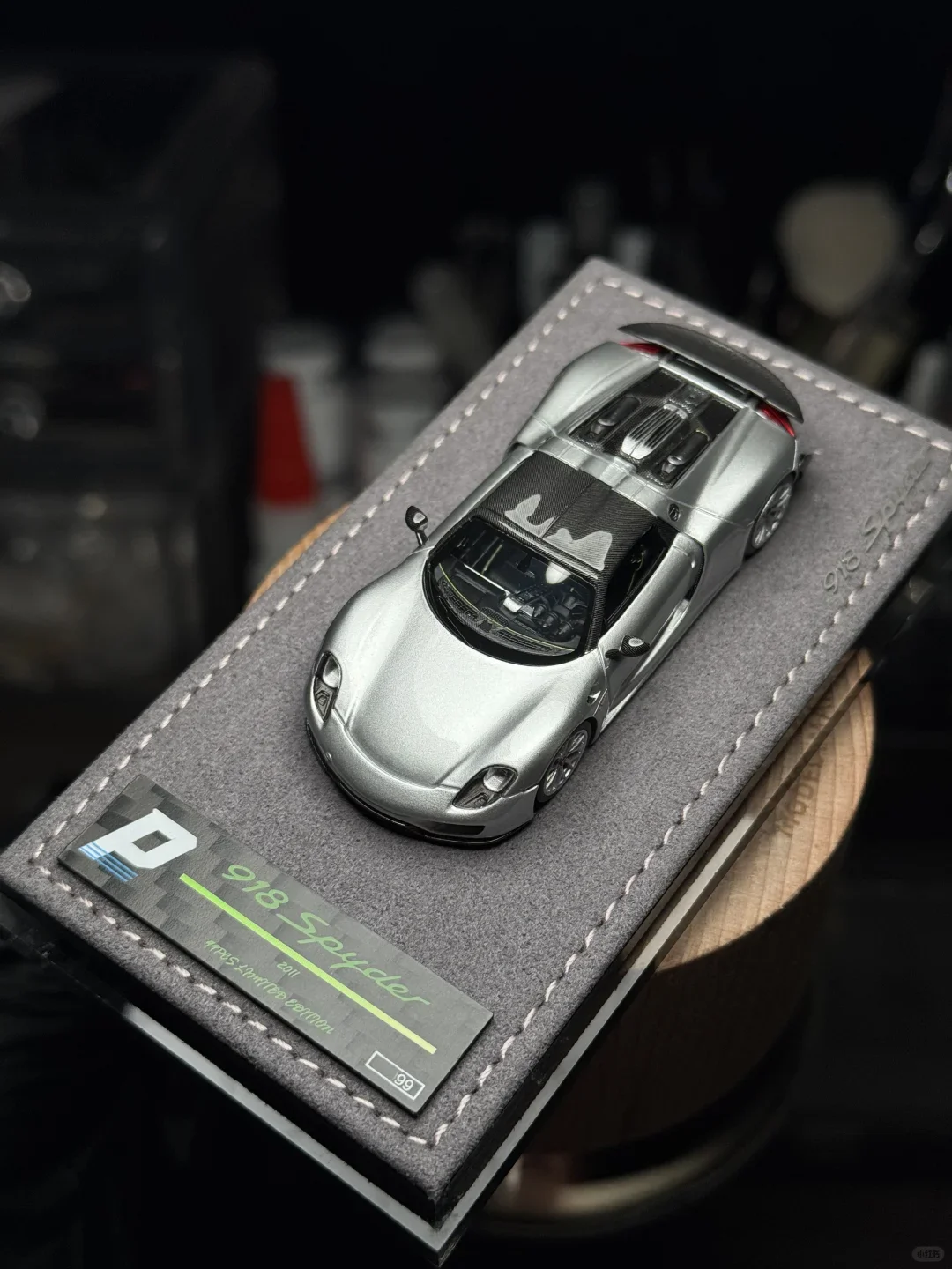 

DMH&BCP 1:64918 Spyder Silver Limited edition 99 resin miniature car toys show children's gifts