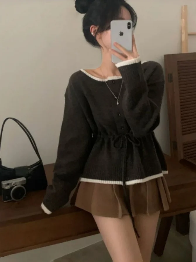 Chic Simple Style Women's Long Sleeve Knitted Sweater round Neck Waist Cinched Slim Fit Casual Comfortable Medium Softness