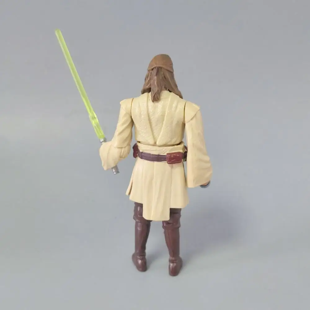 Hasbro Star Wars Qui Gon Jinn 3,75 pulgadas genuino a granel modelo defectuoso muñeca figura de acción regalo de cumpleaños