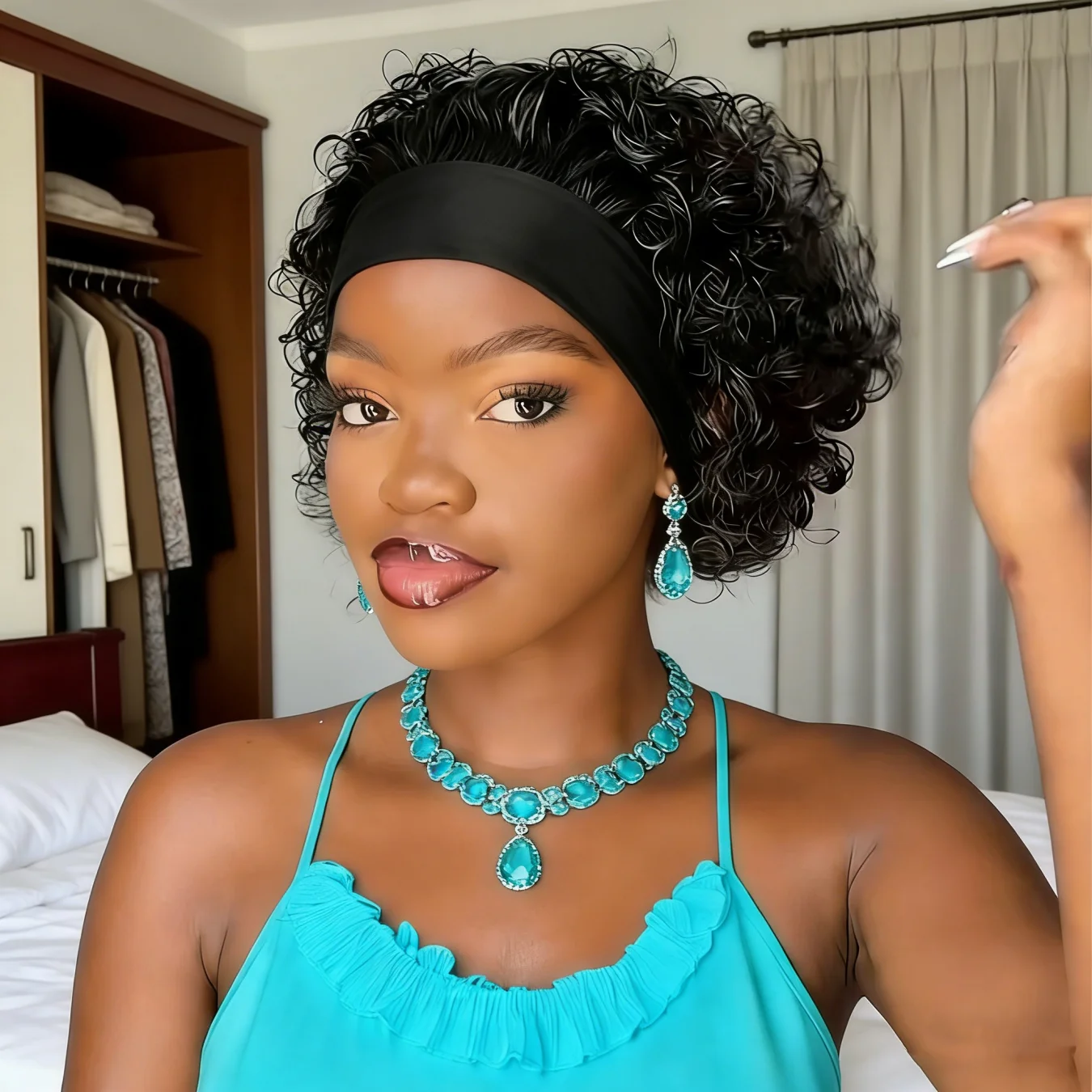 

Парик из натуральных волос с кудрями и повязкой на голову, машинной работы, для начинающих, для Хэллоуина, косплея, Рождества