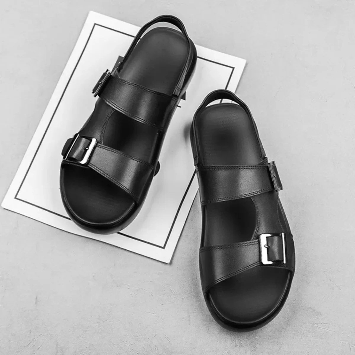 

Leather Sandals Men's New Automatic Buckle Outdoor Beach Shoes Casual Leather Dad Slippers Genuine Soft Leather Breathable