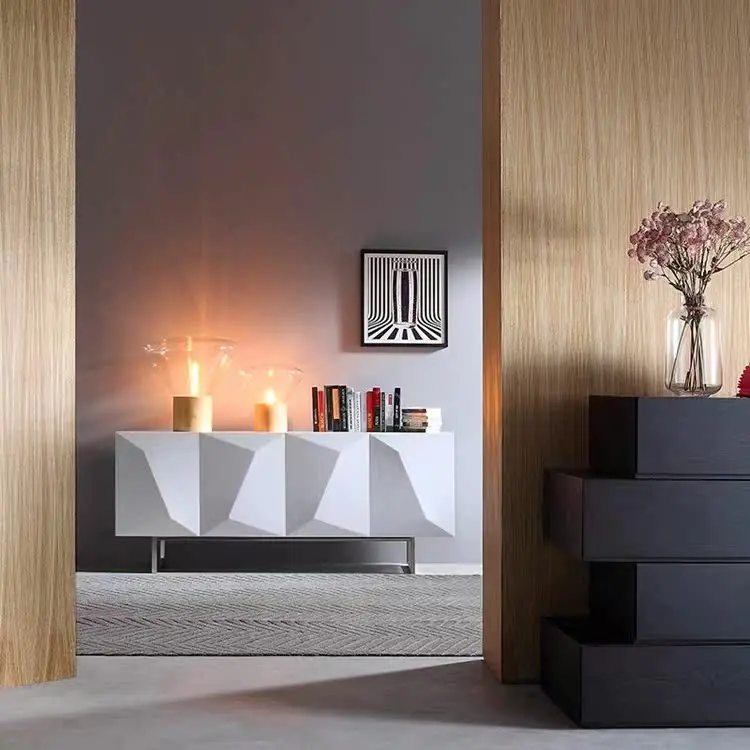 Italienischer Beistellschrank. Moderner, minimalistischer Wohnzimmerschrank