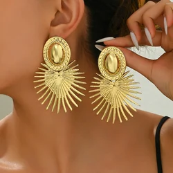Fashion Exaggerated Oval Sun Hanging Ear Clip for Women Big Personality Statement Earrings Without Pierced Jewelry Accessories