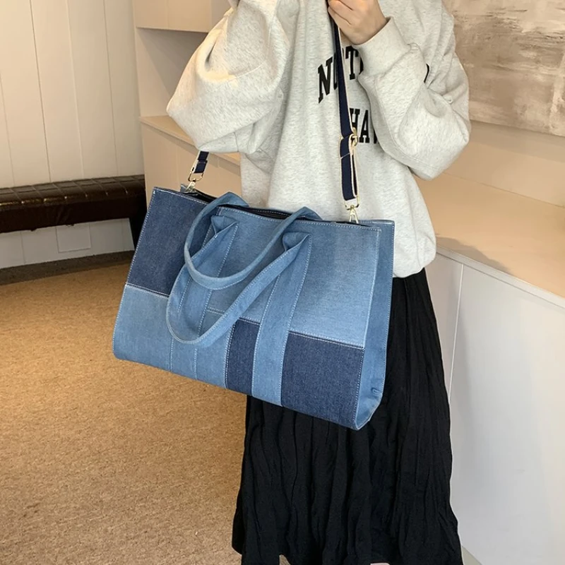 

Hot Selling Large Capacity Denim Patchwork Shoulder Crossbody Bag 2024 Fashion Color Matching Casual Commuting Women's Tote Bag