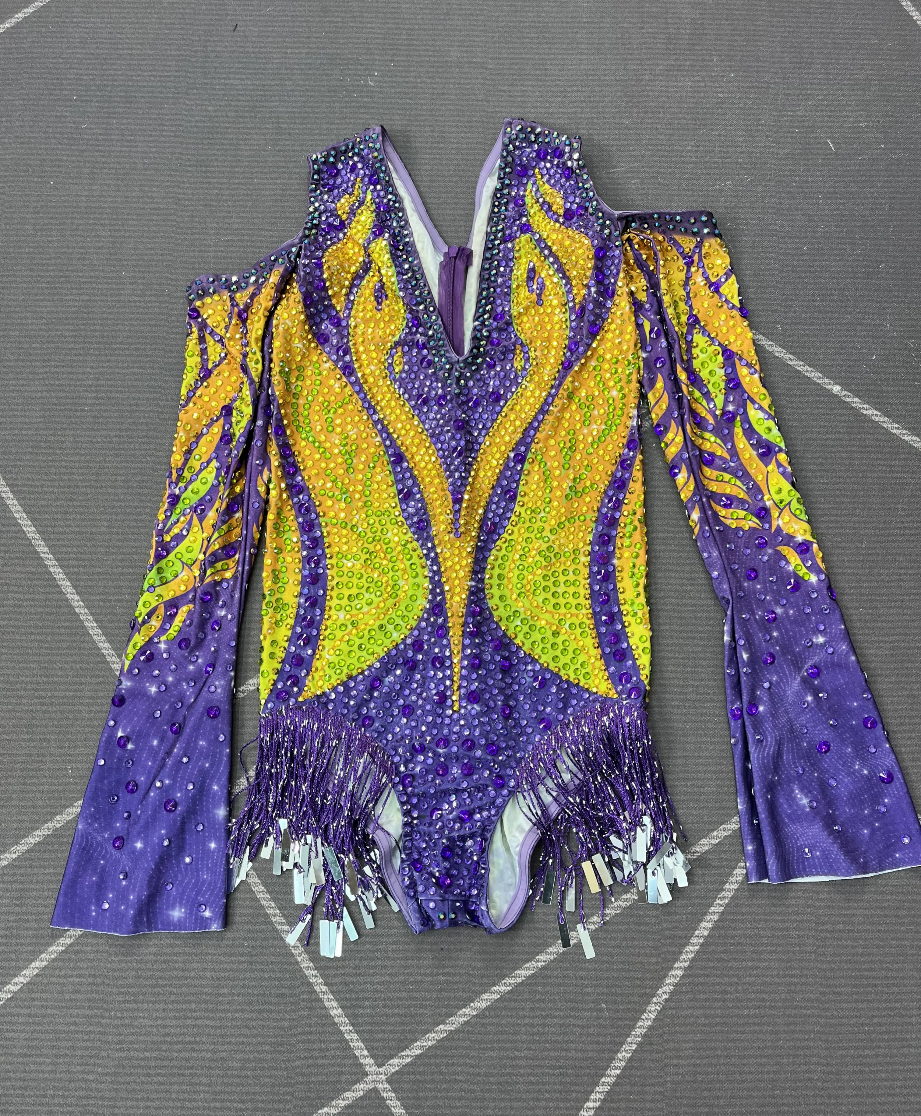 Moda hecha a mano brillante diamantes de imitación borlas fuera del hombro horquillas altas mujeres fiesta desfile de moda traje de escenario de baile Zijinju