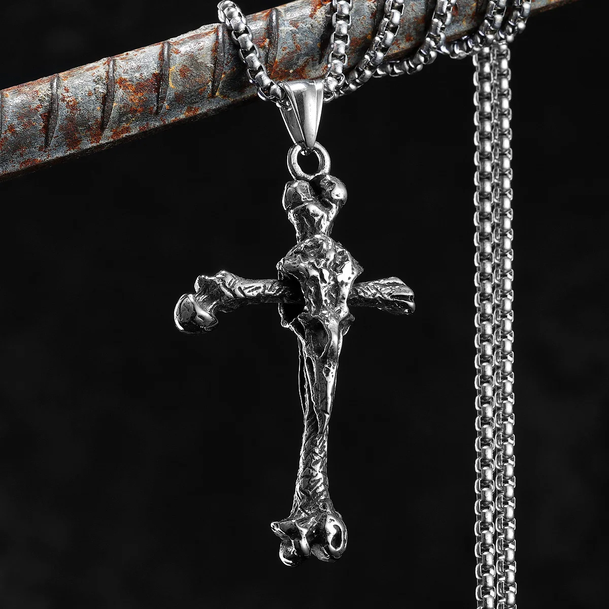 

Viking Crow Bone Cross Men Necklaces Stainless Steel Amulets Pendant Chain Women Fashion Jewelry Punk Accessories Gift Wholesale