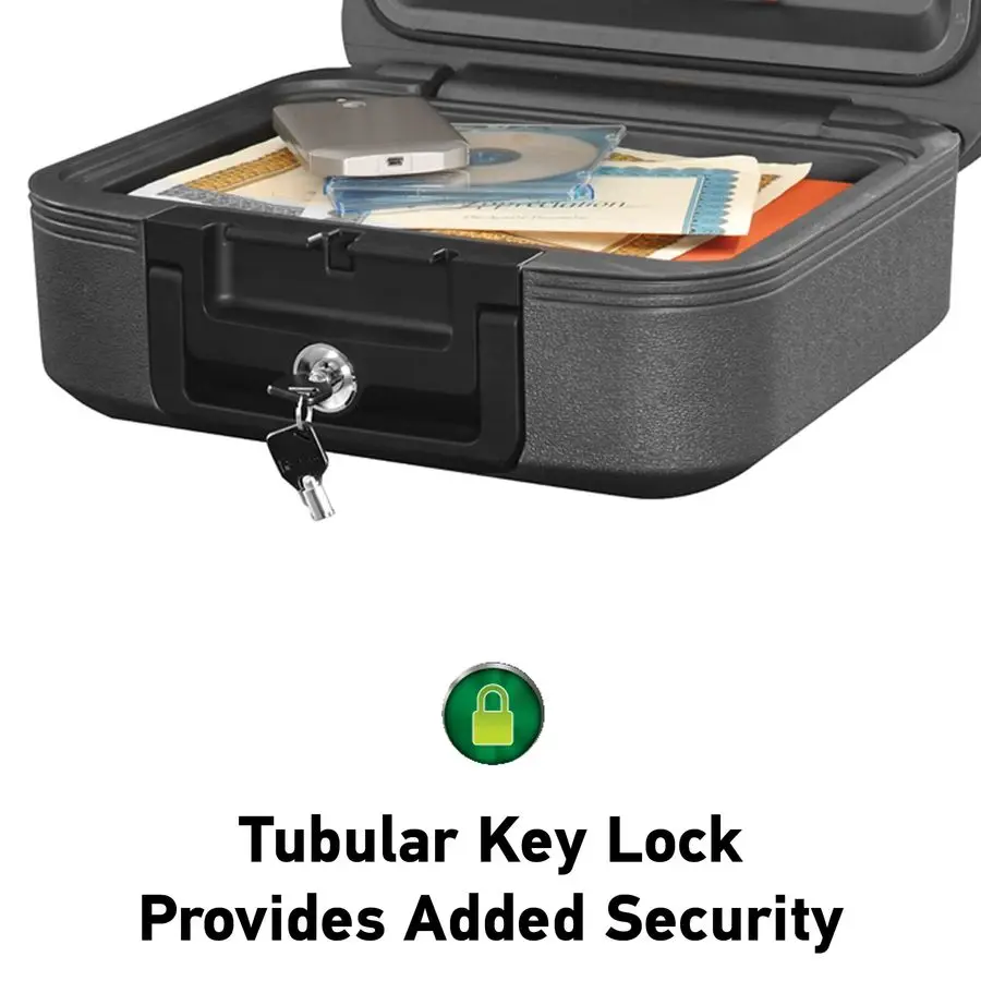 رمادي داكن مقاوم للحريق ومقاوم للماء مع قفل مفتاح، صندوق قفل الصدر مع مقبض حمل للسفر، 0.28 قدم مكعب، 6.6 × 15