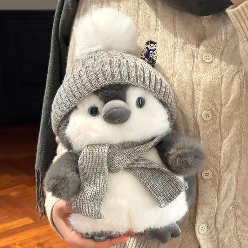 متوفر في المخزون الأصلي لينة ولطيفة البطريق الصغير ألعاب من نسيج مخملي لطيف أفخم وسادة النوم عيد ميلاد السنة الجديدة هدايا عيد الميلاد للأطفال