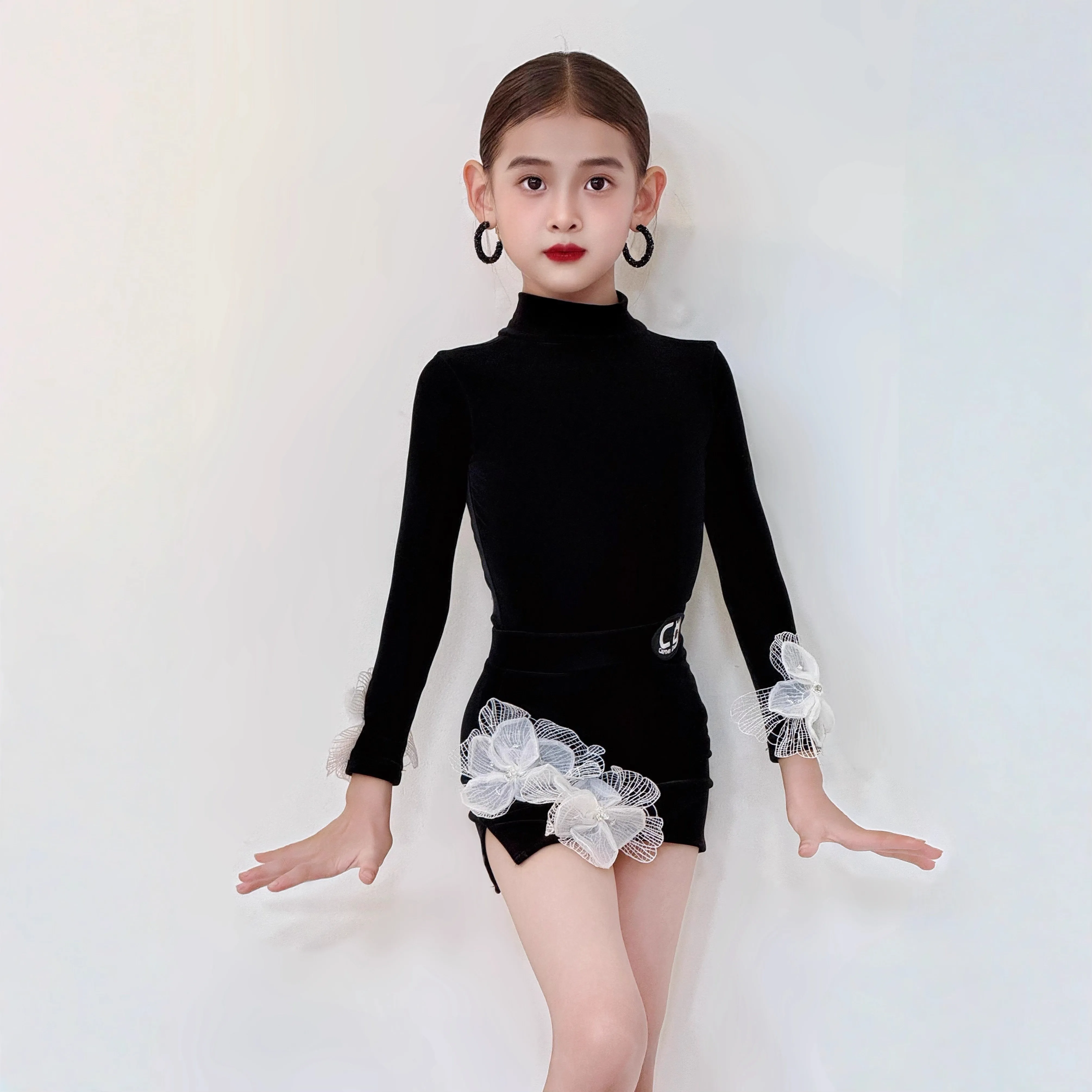 

Черные костюмы для выступлений, женские платья с длинными рукавами для женщин, 2025 г., элегантное платье для латинских танцев, платье для латинских танцев, одежда для танцев