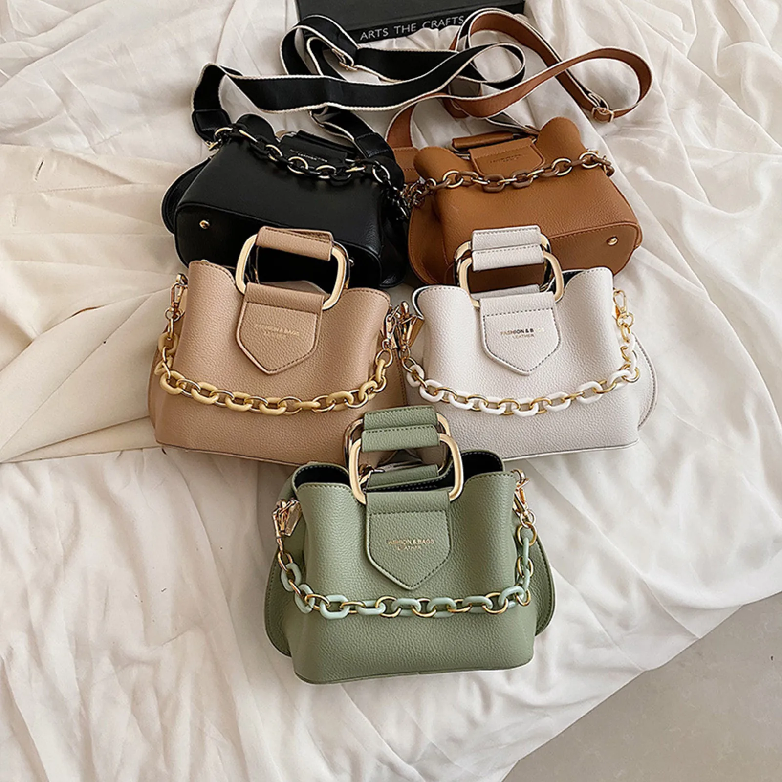 Solid Acrylic Chain Pu Vertical Pillow Bag Trend Personalized One Shoulder Crossbody Bag Women\'S Bag Mochilas Para Mujer