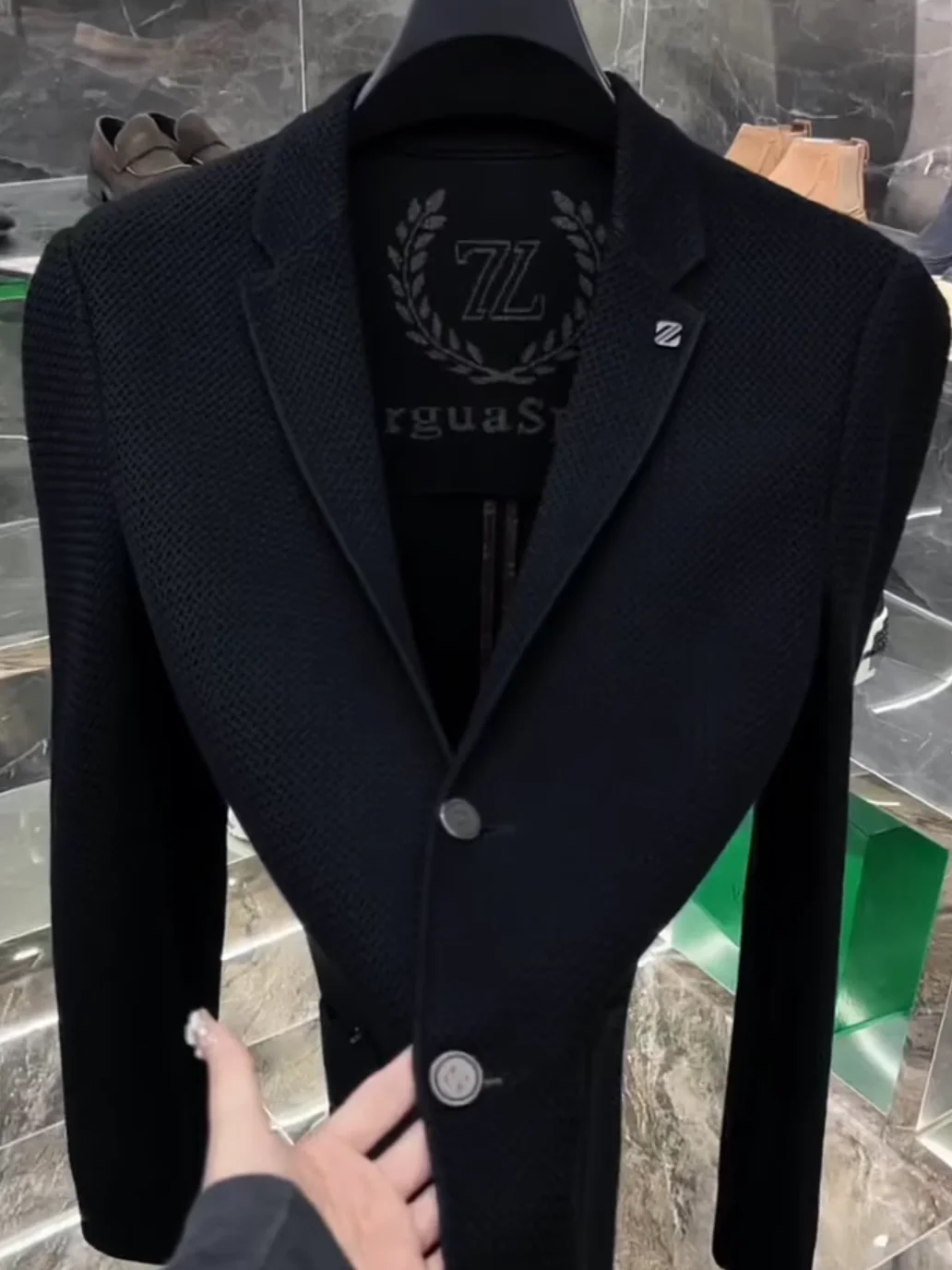 

Повседневный вязаный мужской костюм-топ для весны и осени, удобный, в корейском стиле, универсальный, с классическим воротником, длинными рукавами, цветной