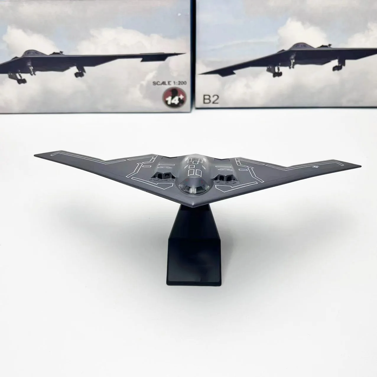1/200 مقياس الولايات المتحدة سلاح الجو B2 B-2A طائرة طائرة طبق الاصل لعبة مجسمة لجمع العرض