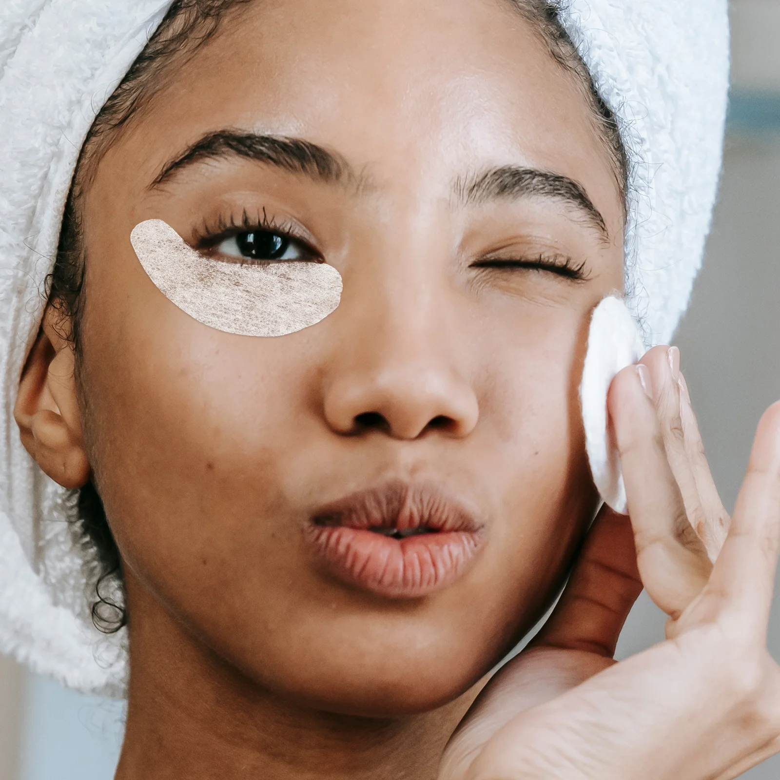 1500 pz Sotto Gli Occhi Tamponi di Cotone Per Il Salone di Tatuaggi Toppe E Stemmi Isolanti Per Ciglia Assorbenti All'acqua Controllo Dell'umidità Vestibilità Confortevole