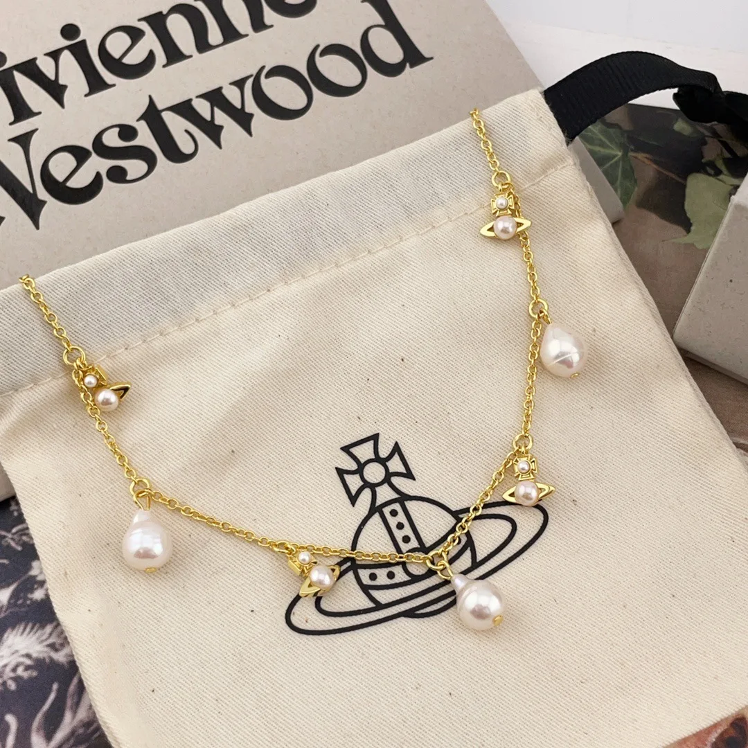 Fashionable simple small crowd design trend pearl Saturn necklace