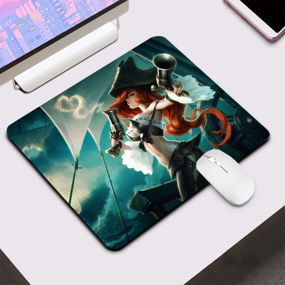 League of Legend Miss Fortune Small Gaming Mouse Pad Computer Mousepad Keyboard Pad Desk Mat PC Gamer Mouse Mat Laptop Mausepad