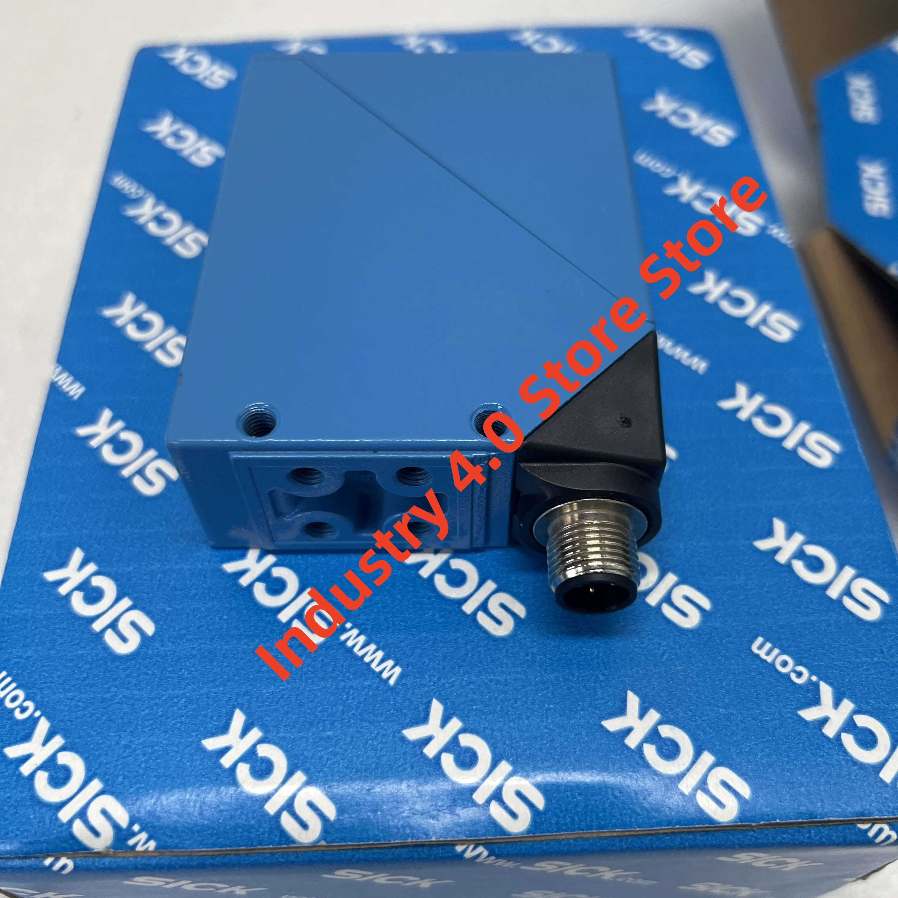 โฟโตอิเล็กทริคเซนเซอร์ WT24-2X400 1040722 ใหม่เดิม