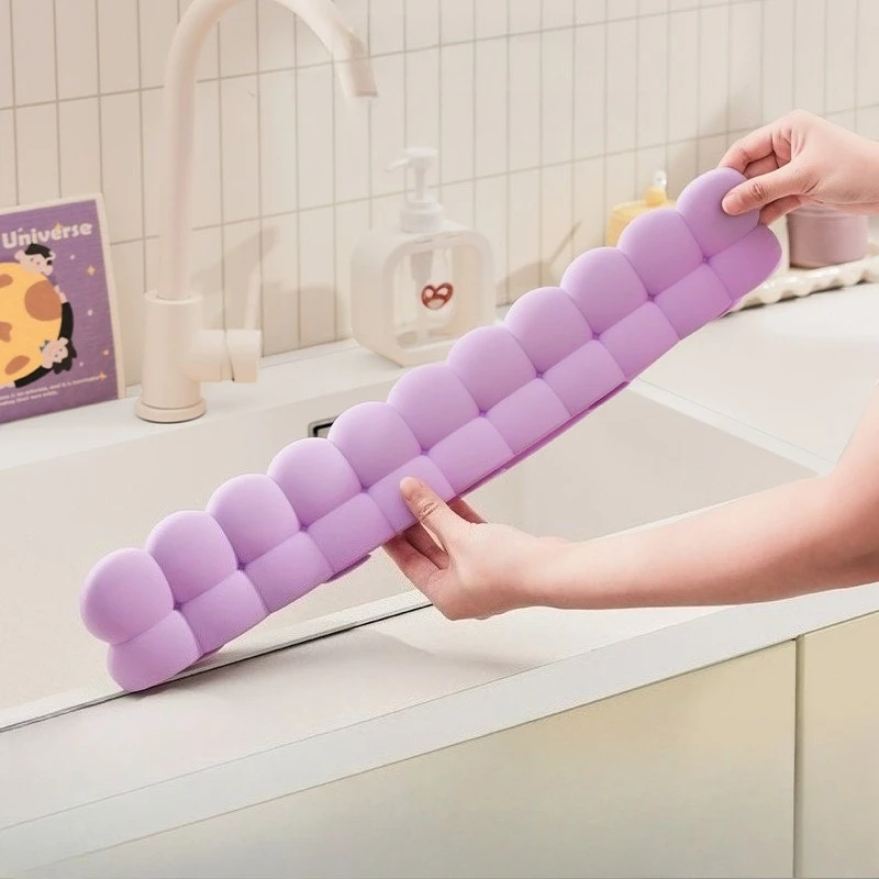 

Silicone Sink Baffle Splash Guard Protect Clothes From Splashing Water Baffle Splash Protector For Washing Dishes Faucet Kitchen