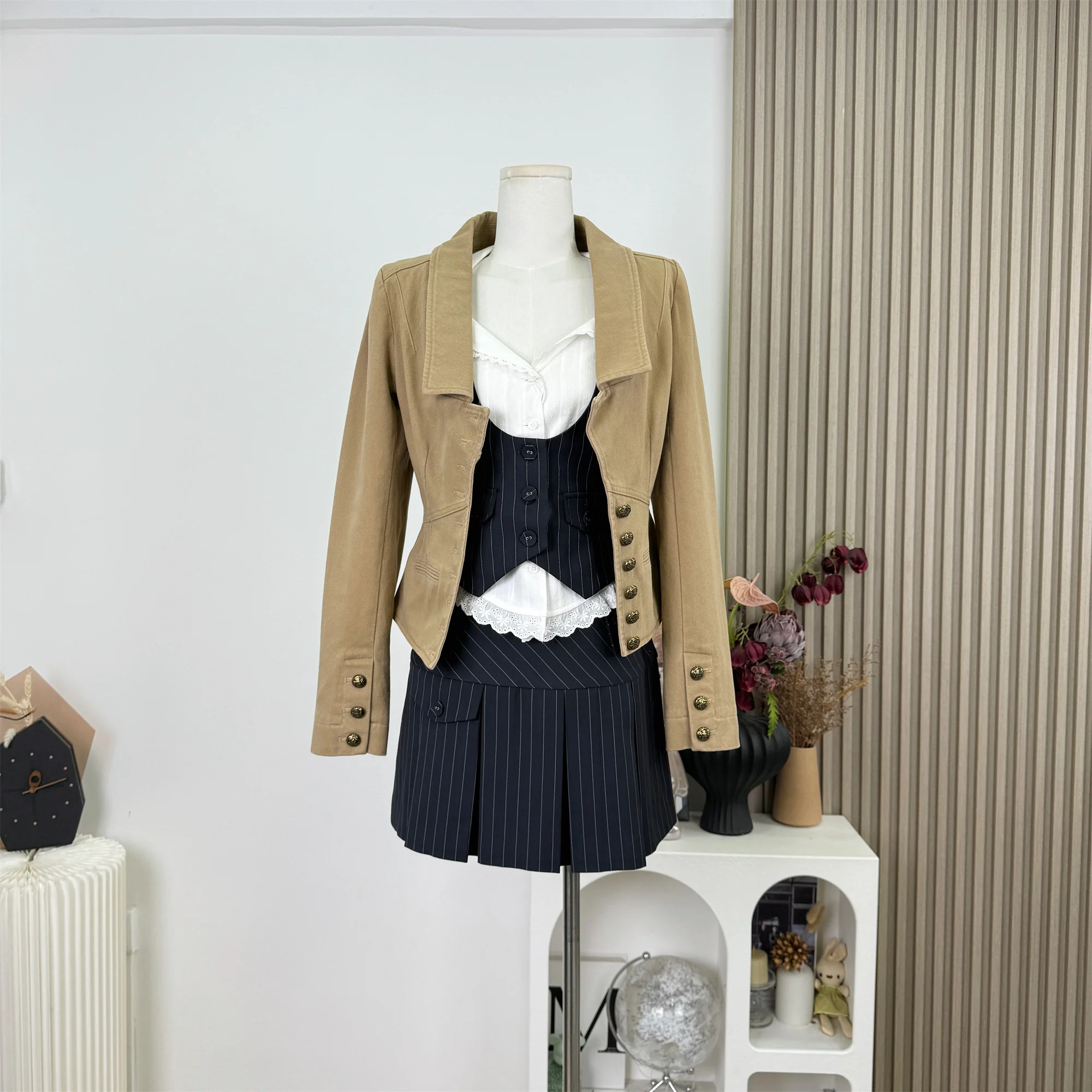 

Женская весенне-осенняя тонкая короткая куртка с отложным воротником и длинными рукавами, женская уличная одежда, винтажная однотонная верхняя одежда, топ