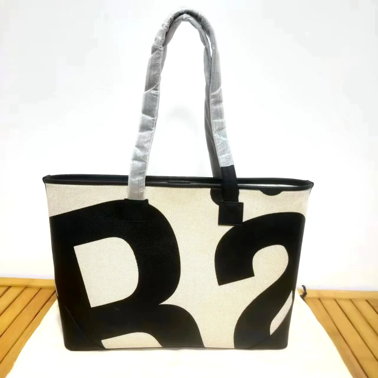 2024 New Women's Bag Large Capacity Tote Bag Single Shoulder Handheld Letter Shopping Bag