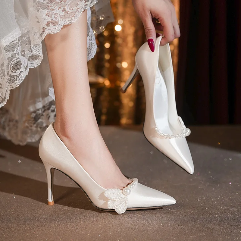 Classic Women Wedding Shoes Luxury Imitation Pearl High Heels for Woman French Romantic Casual Shoe Designer Shoes Zapatos Mujer
