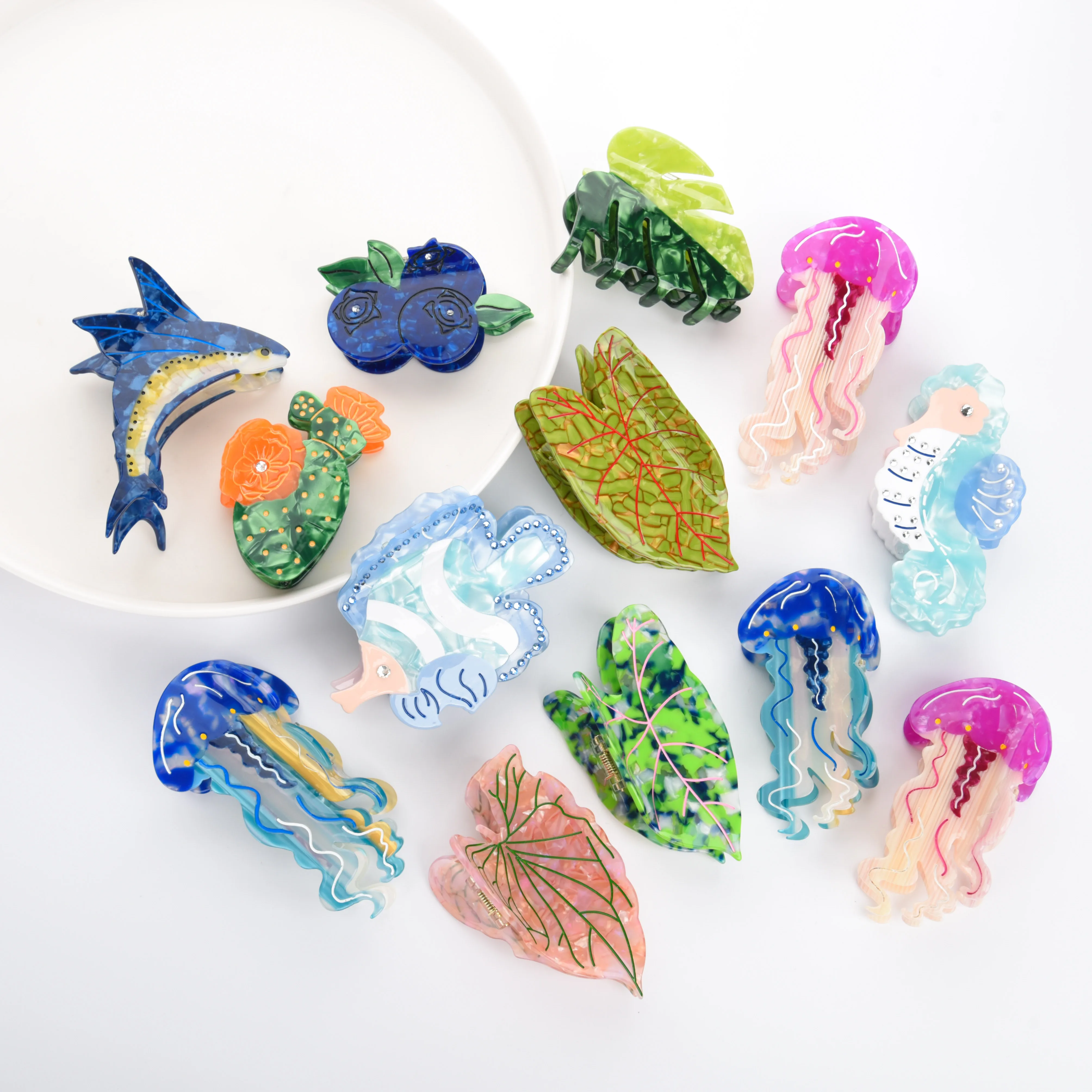 

Muweordy Ocean Series Hair Claw Blue Dolphin Claw Clip Tropical Leaf Plant Crab Hair Clips Hair Accessories for Women Girls