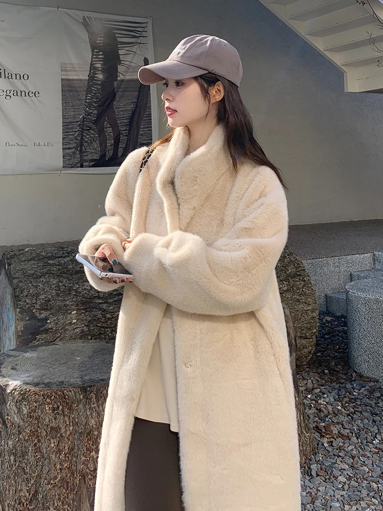 Cappotti con collo in pelliccia sintetica Cinture invernali da donna Goth naturale a righe Elegante scollo a V caldo Completo con lacci Evento alla moda Senza macchie Lungo elastico