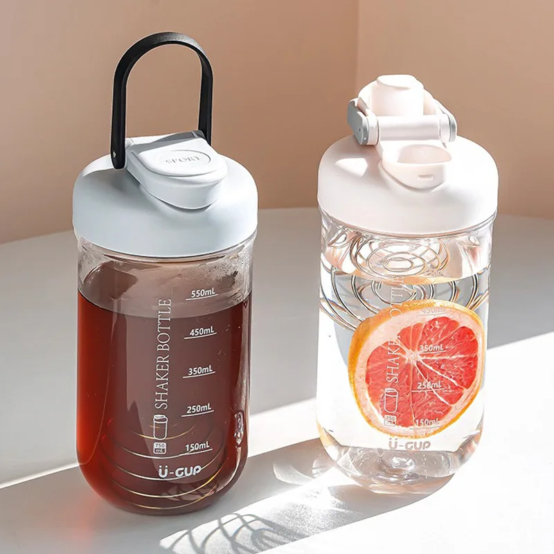 500ml Large-capacity Protein Powder Shake Plastic Water Bottle Tritan Material Gym Exercise Portable Cup for Fitness Enthusiasts