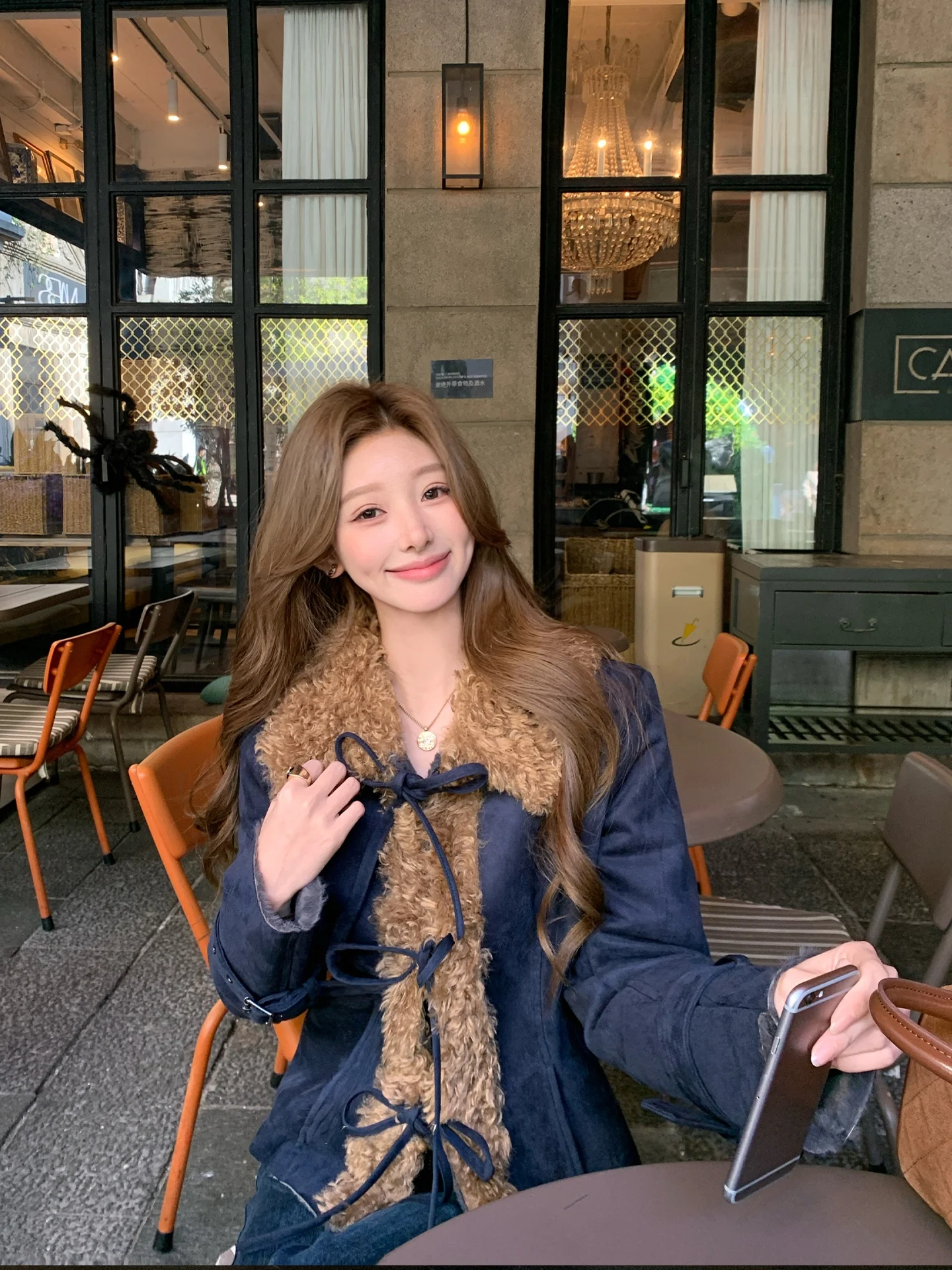 LIONE Castello Gola de pele de camurça vintage cor blo Jaet de couro sintético com cinto feminino ajuste regular casaco longo Sve