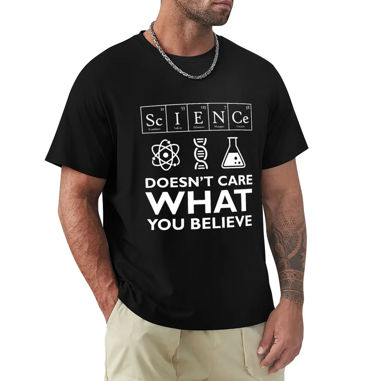 Science Doesn't Care What You Believe T-Shirt boys t shirts sweat shirts o-neck t shirt Men's t-shirt