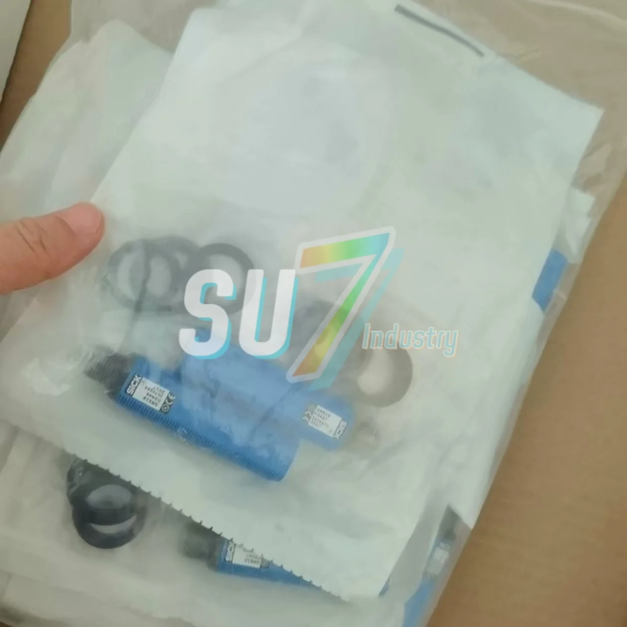 GRSE18-P2447    GTB6L-N1211     sensor     New In Box