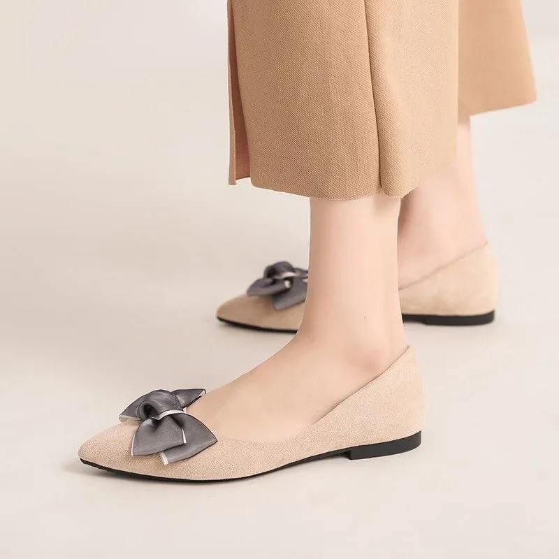 ฤดูใบไม้ผลิใหม่เกาหลีใต้ Crocus Soft Sole รองเท้าเดียวผู้หญิงขนาดใหญ่ปากตื้นสบายรองเท้าด้านบนต่ํา