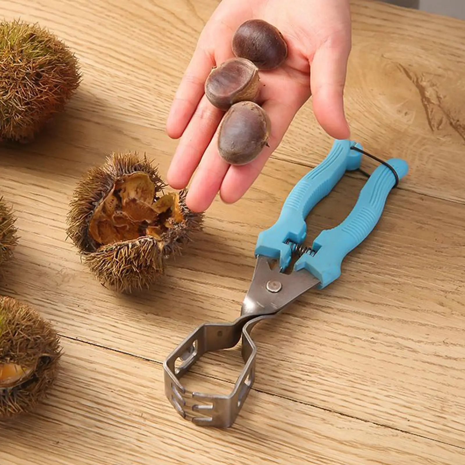 

Chestnut Cracker Tool Stainless Steel Chestnut Sheller Pliers With Anti-Slip Handles Comfortable Grip Kitchen Nut Opener For