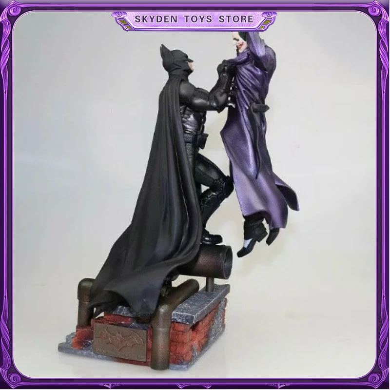 

DC Comic Series Batman Battle Joker Action Figure Batman Battle Statue 30cm Model Box Handicraft Decoration Display for Children