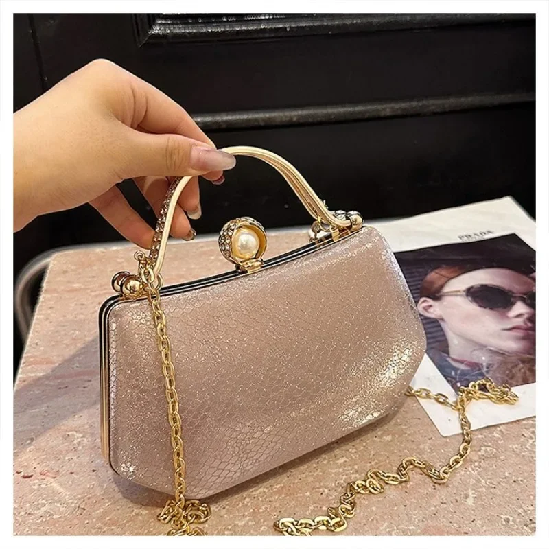 

Chic Retro Style Diaper Bag For Women Unique Designer Crossbody Bag Luxury Leather Messenger Purse Casual Elegant Shopper